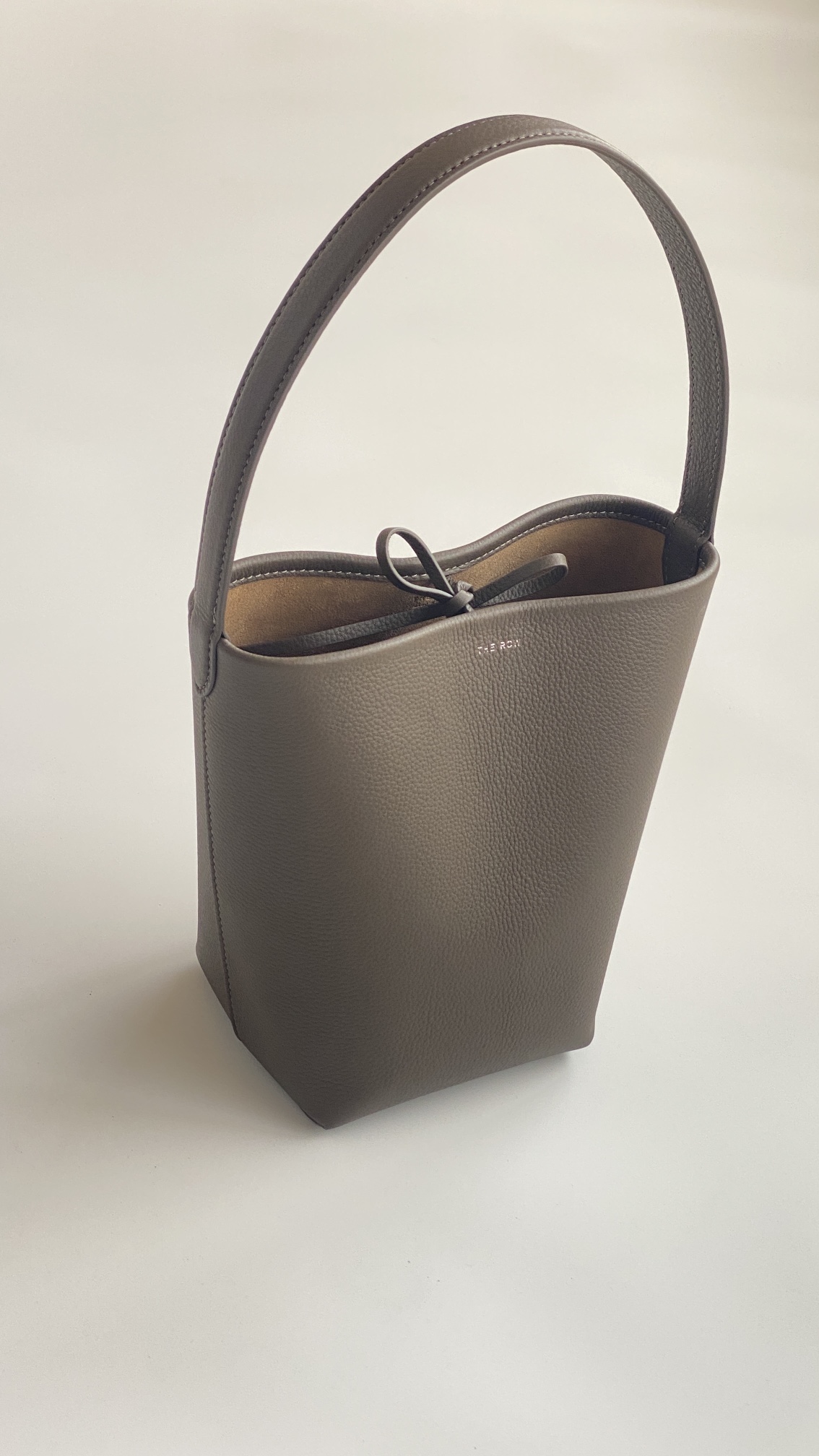 The Row Bucket-22*23*13CM