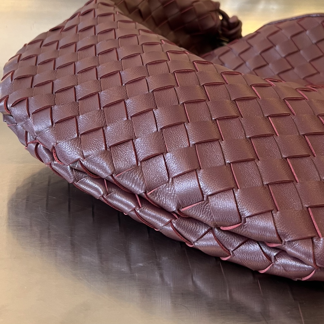 Bo*te*ga ve*ne*ta sardine bag-39x31x12cm