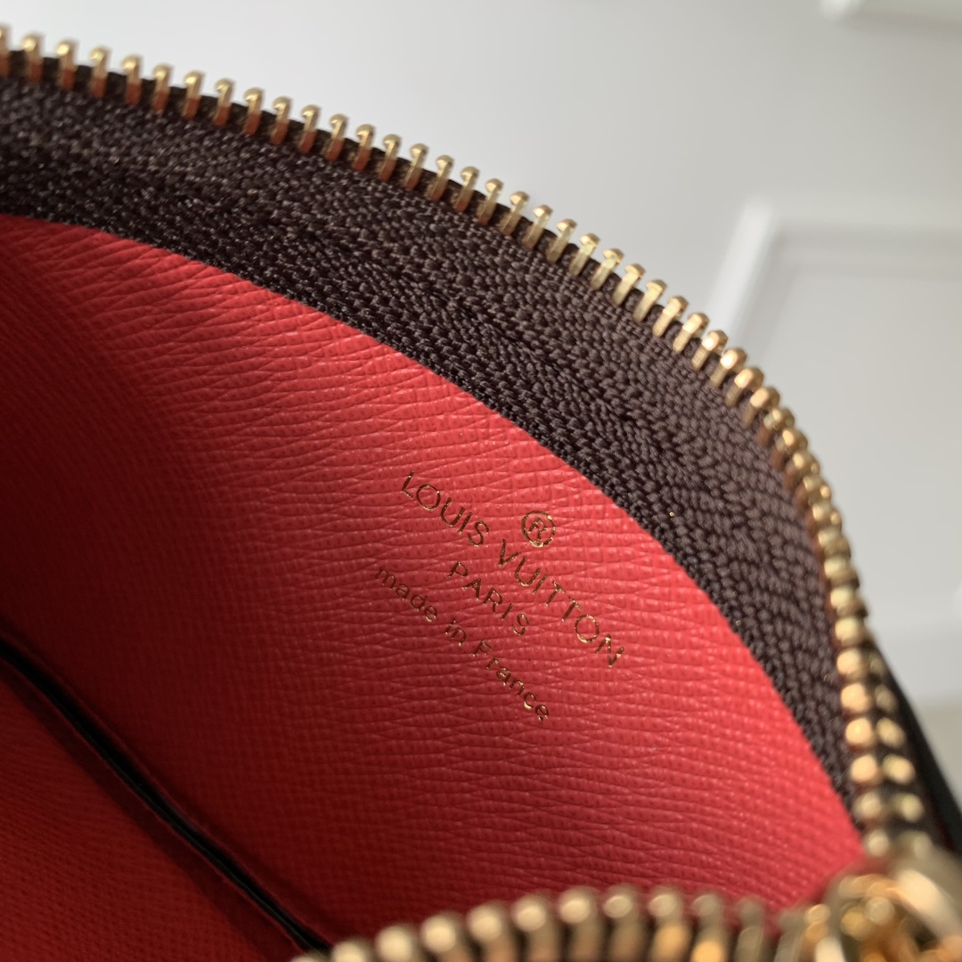 l**is V*t*n wallet m82615-12*7cm