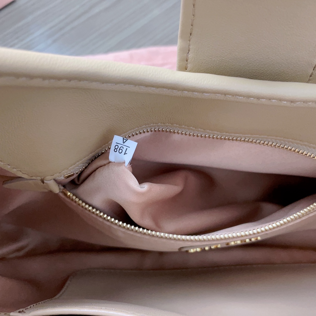 MiuMiu Hobo Bag-29*15*4CM