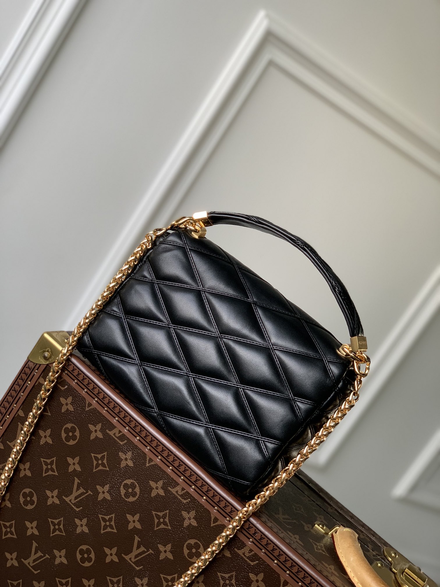 l**is V*t*n go-14 bag-m22891-23.0 x 16.0 x 10cm