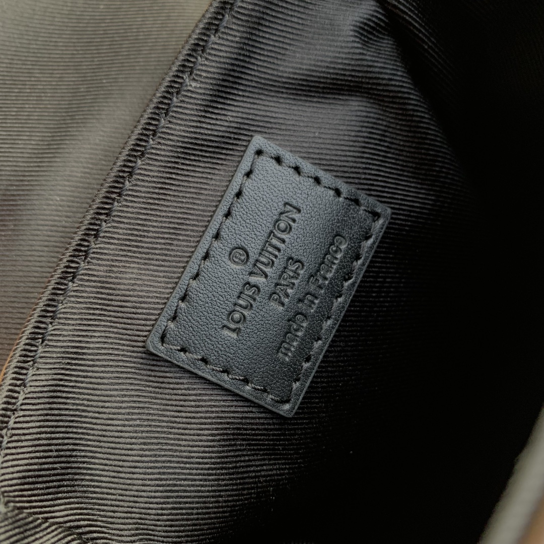 l**is V*t*n nano christopher bag-14 x 19 x 6cm