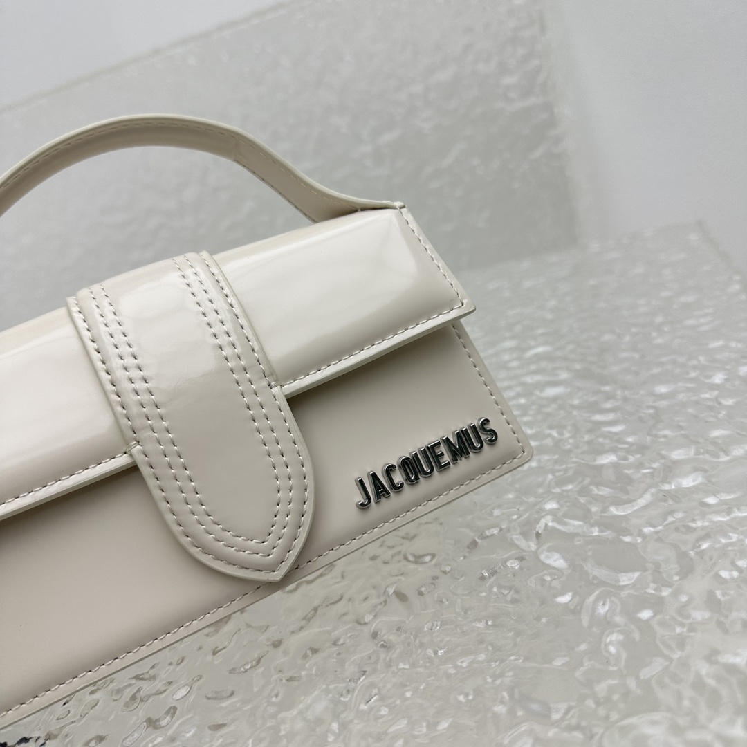 Jacquemus Small Bamnino Bag-18x6x7CM