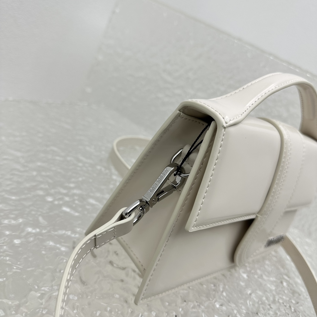 Jacquemus Large Bamnino Bag-24x13x7CM