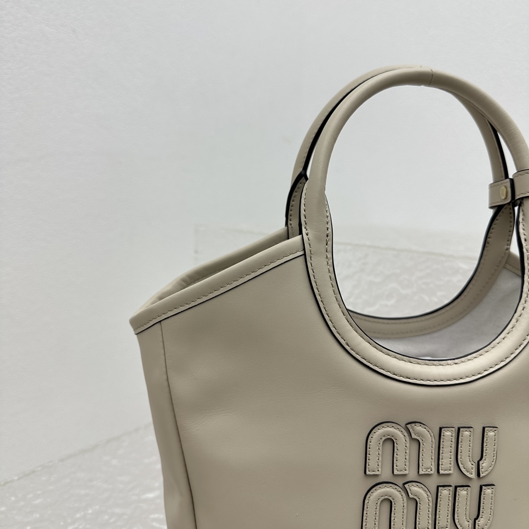 MiuMiu Hobo Bag-22*11*14CM
