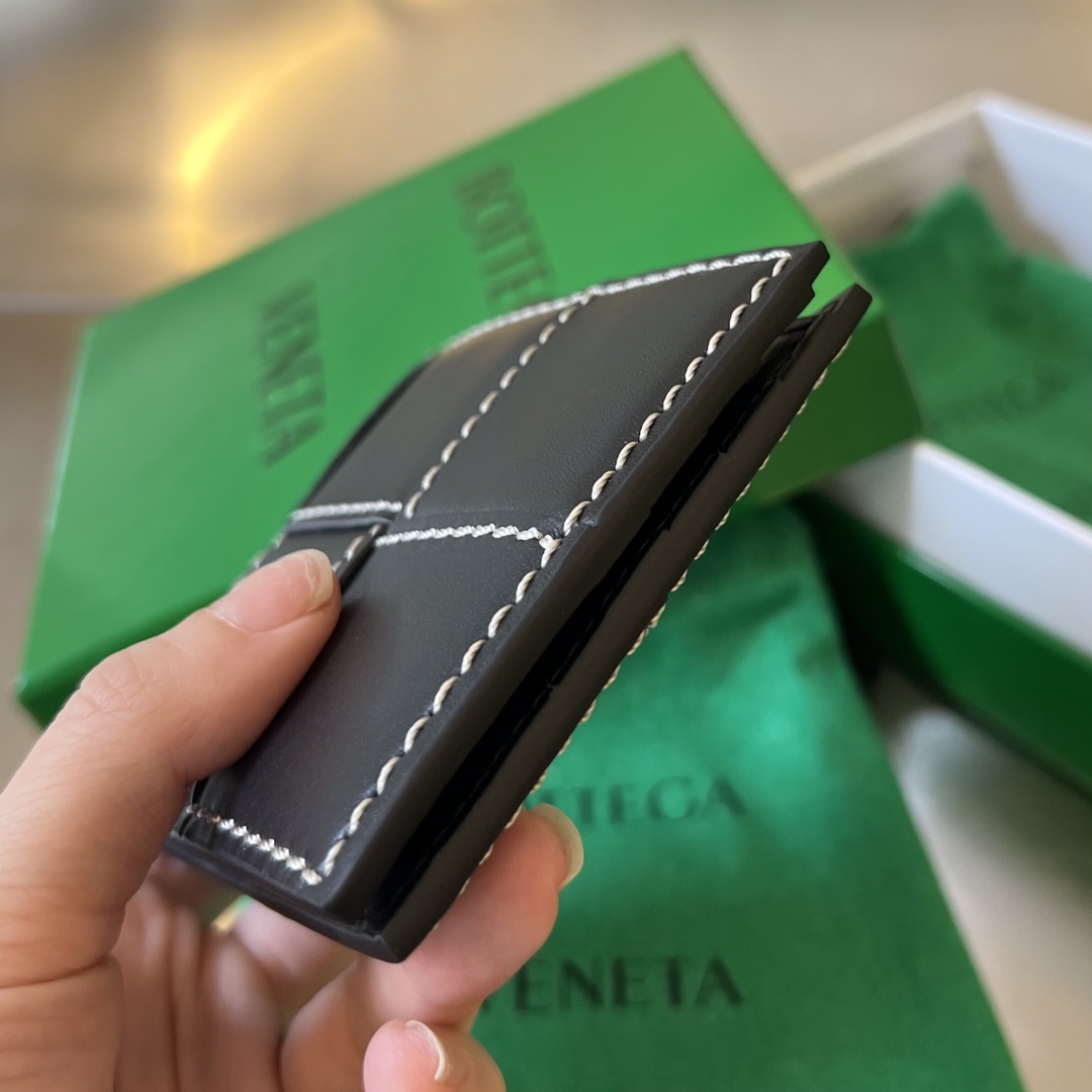 Bo*te*ga ve*ne*ta wallet-10x8.5cm