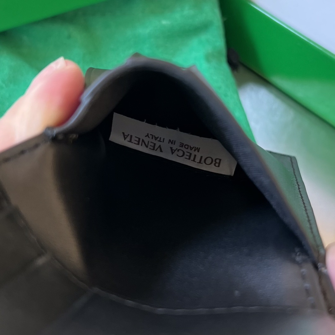 Bo*te*ga ve*ne*ta wallet-10x8.5cm