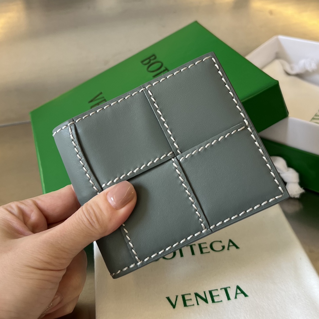 Bo*te*ga ve*ne*ta wallet-10x8.5cm