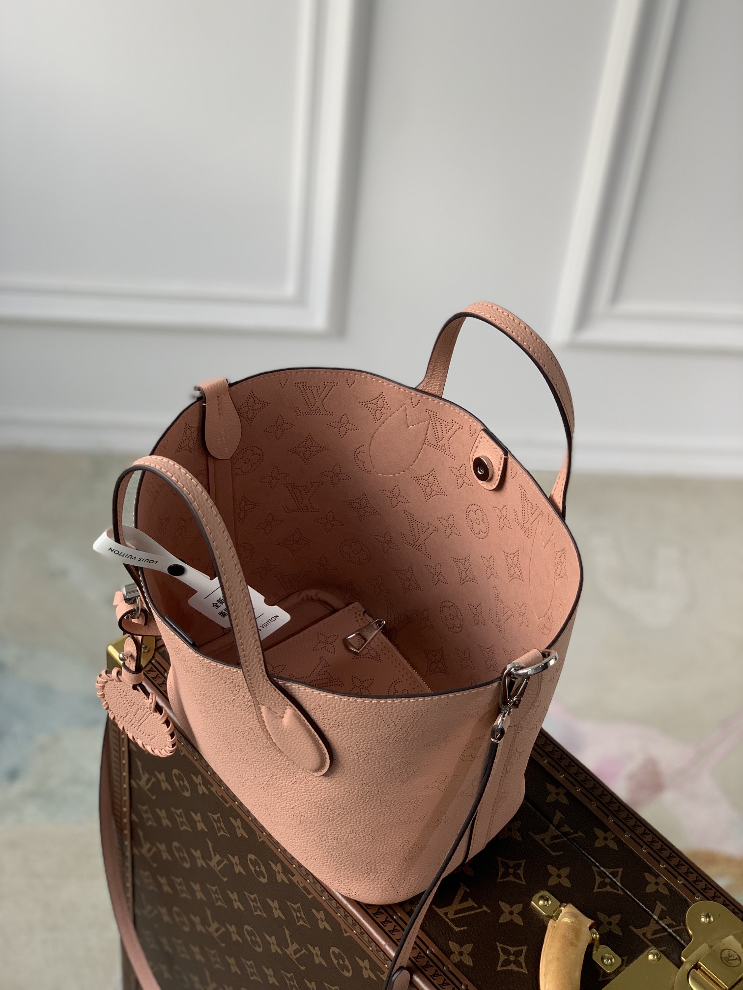 l**is V*t*n blossom handbags-32 x 20 x 12.5cm