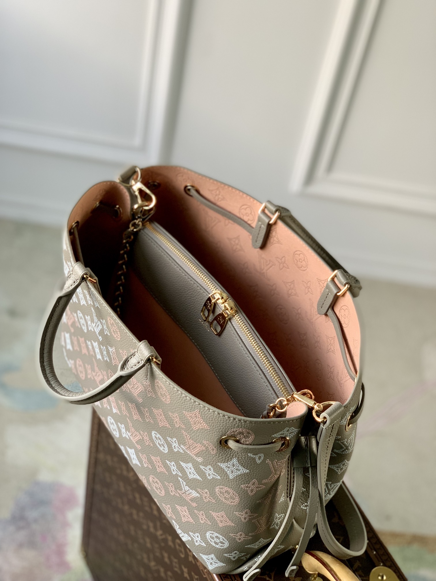 l**is V*t*n bella tote bag-32*23*13cm