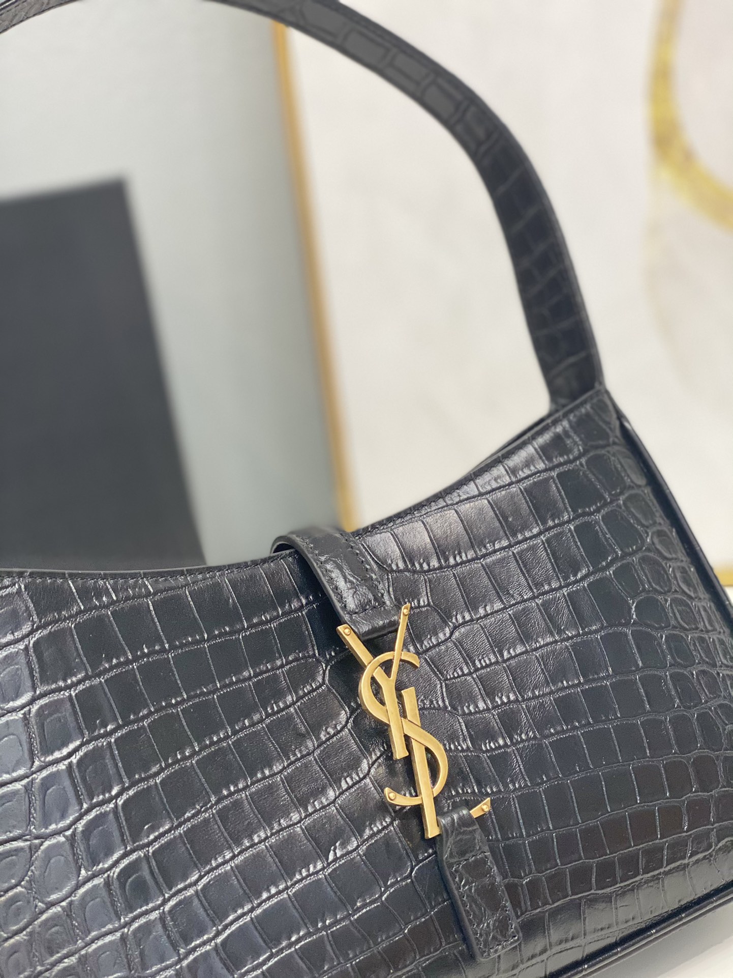 YSL Le5A7 Vintage Bag-23×16*6CM