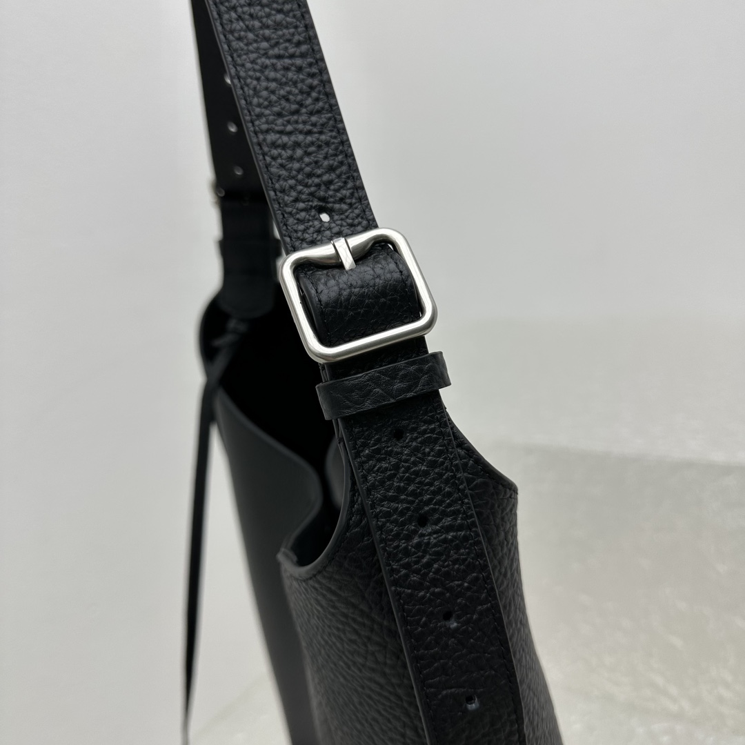 B**rry chess bag-30*33*9cm