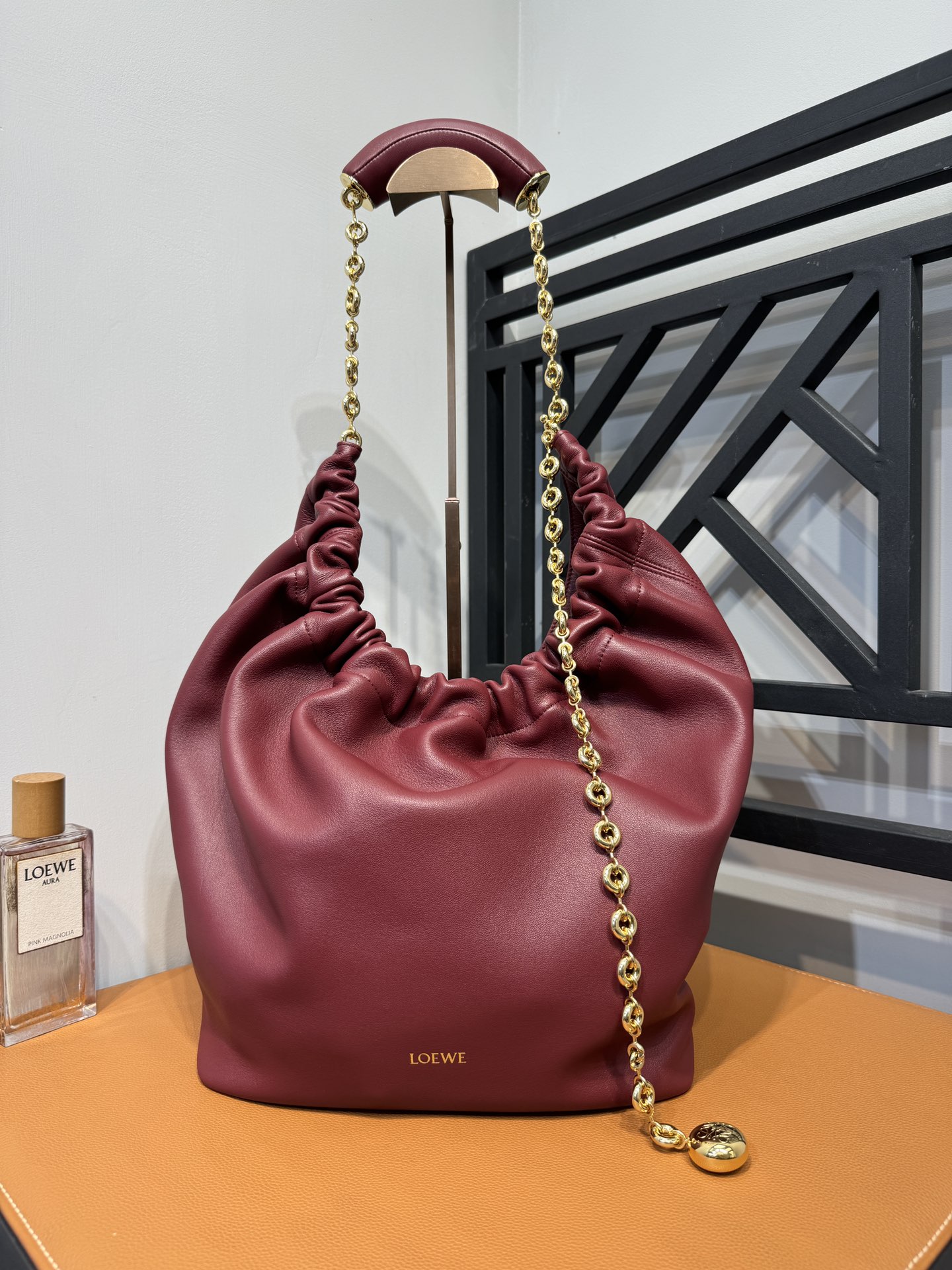 Loewe Squeeze Bag-34*33*13.5CM