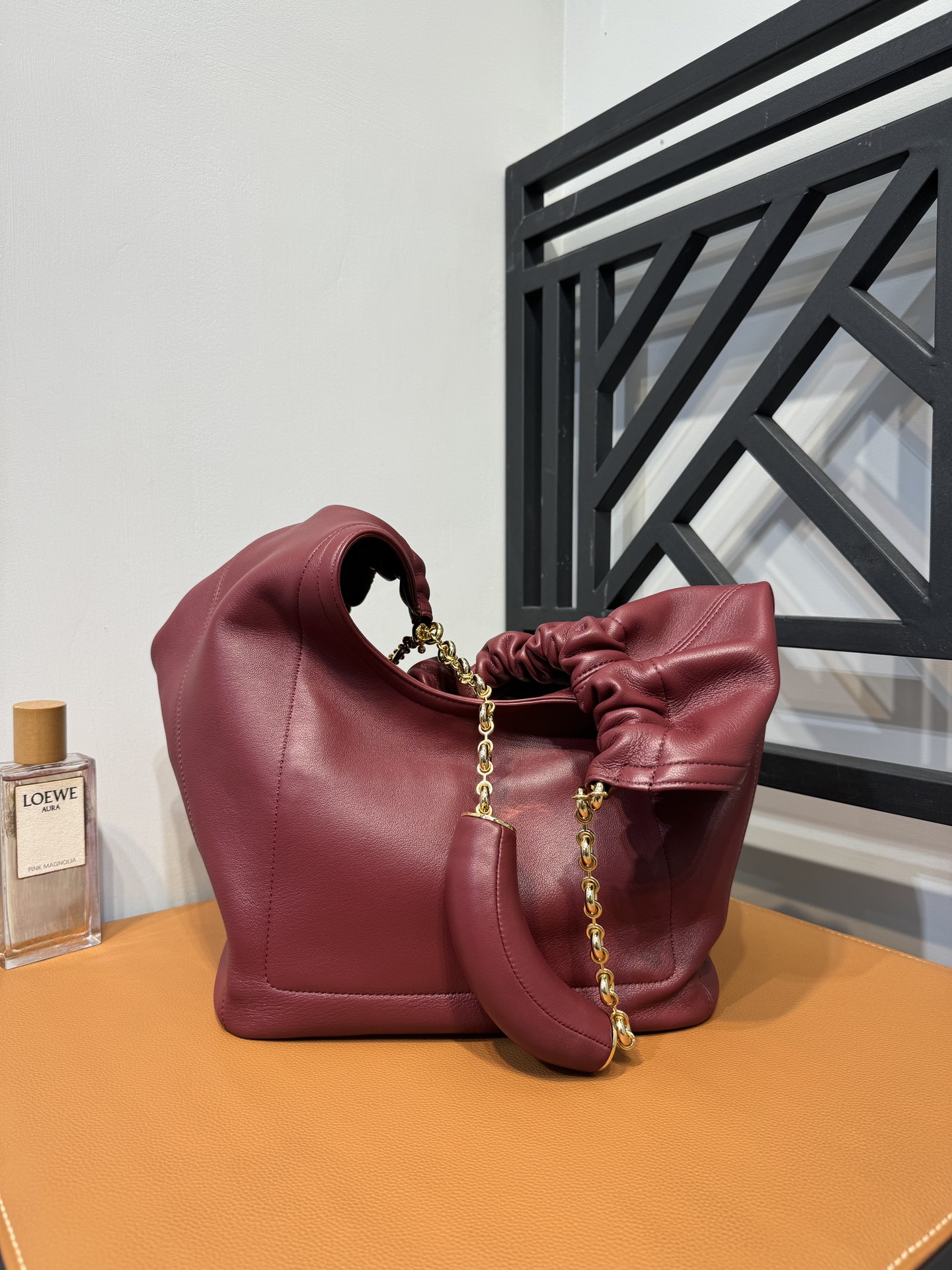 Loewe Squeeze Bag-34*33*13.5CM