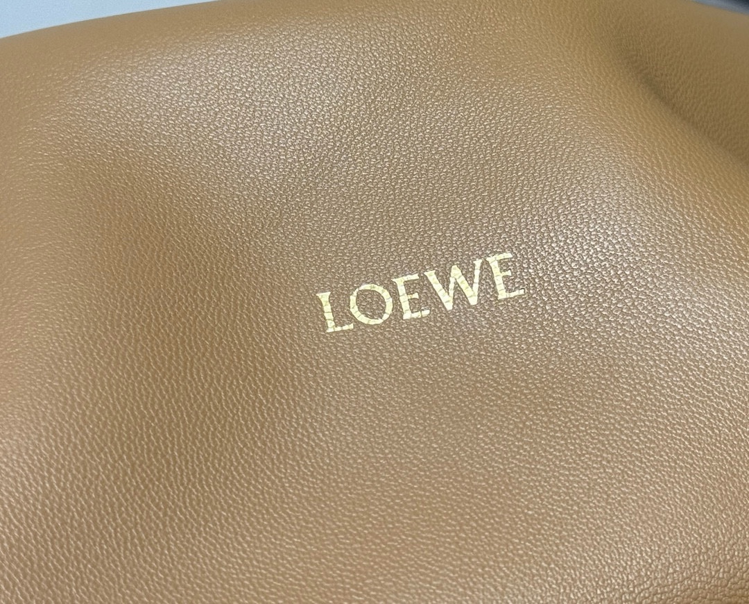 Loewe Squeeze Bag-34*33*13.5CM