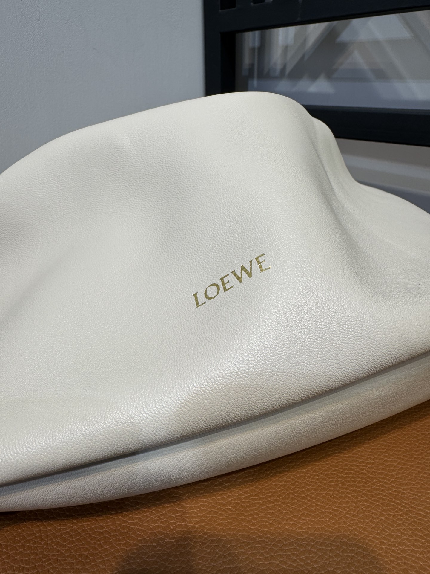 Loewe Squeeze Bag-29*24*10.5CM