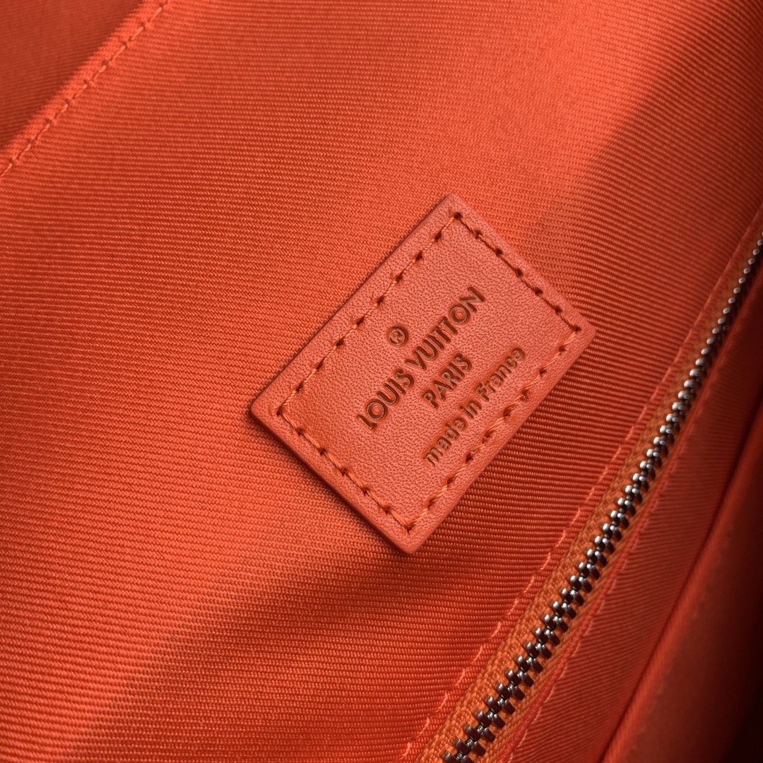 l**is V*t*n x yk christopher backpack m21978-38*44*21cm