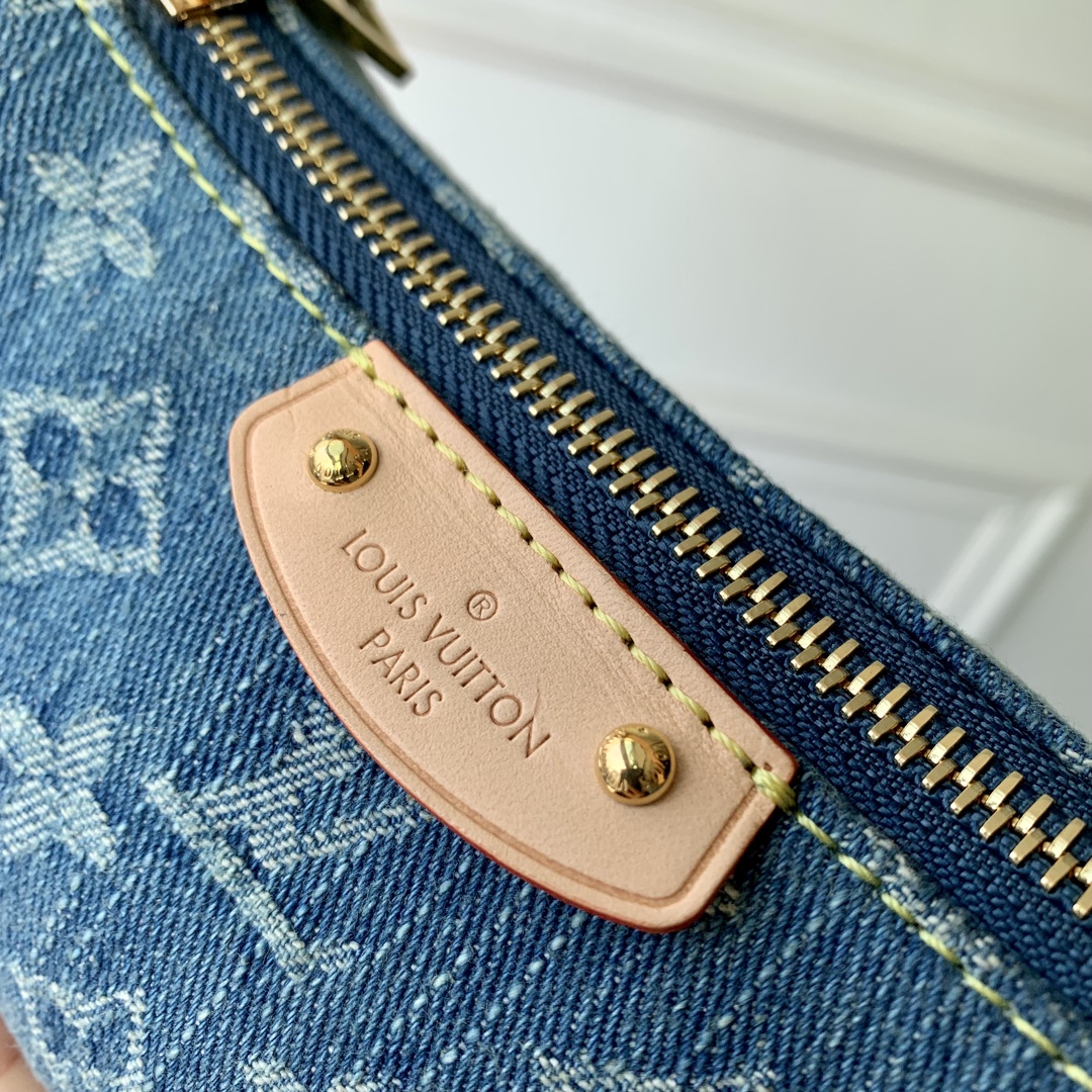 l**is V*t*n mini moon - m82949-20.5*6*16cm