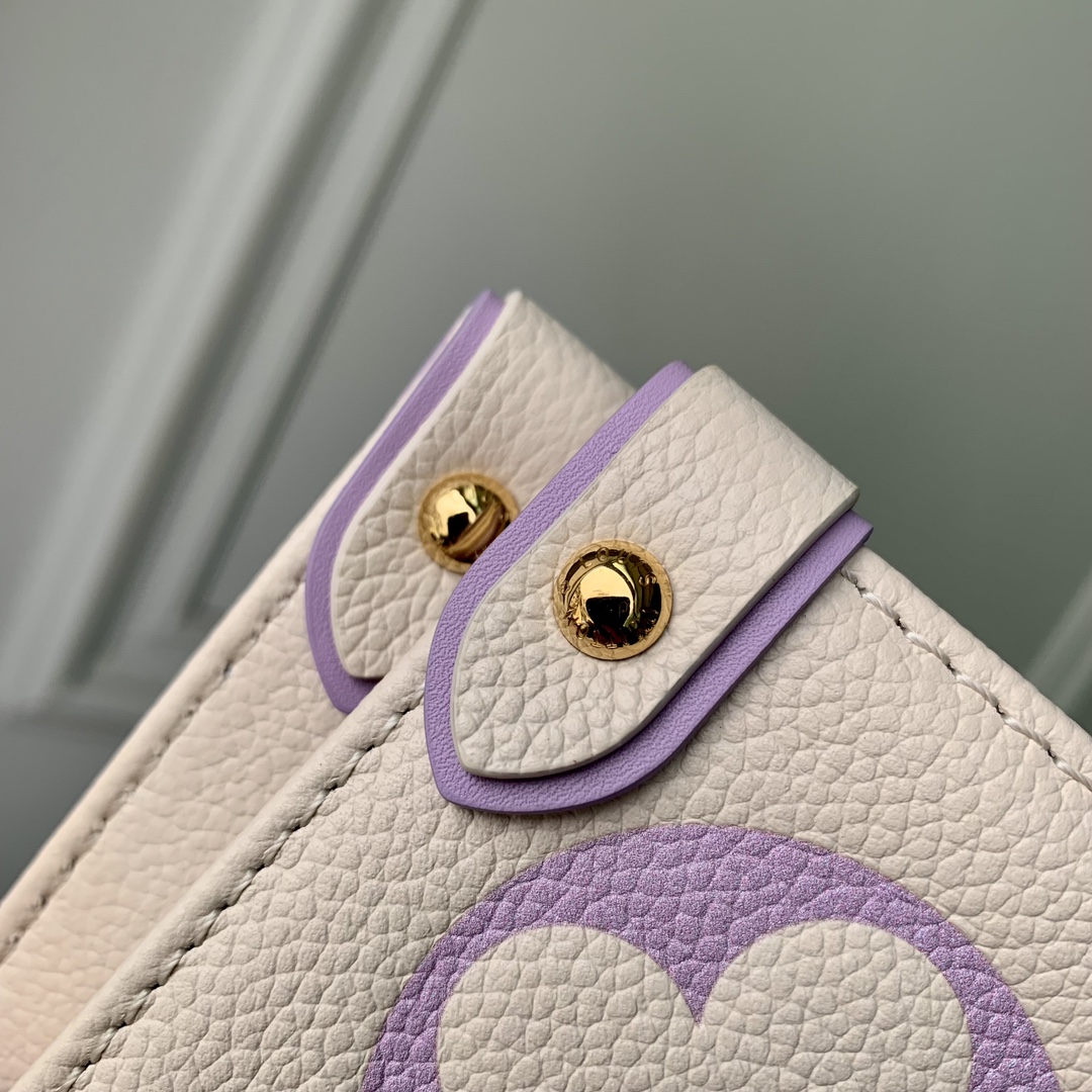 l**is V*t*n by the pooll onthego handbag-35*27*14cm