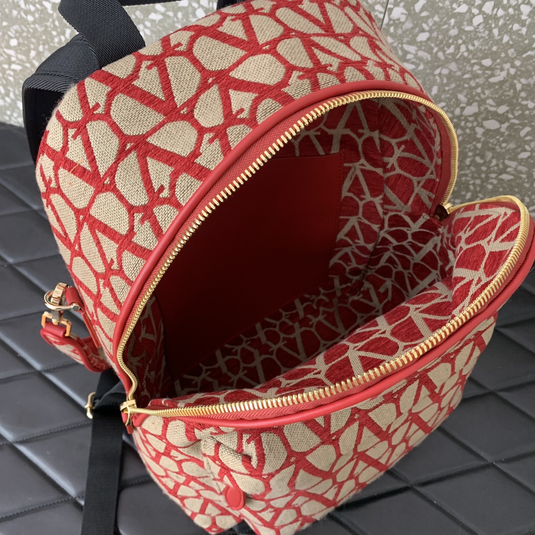 Valentino Garavani La Troisieme Toile lconographe Bakcpack-30*42*33CM