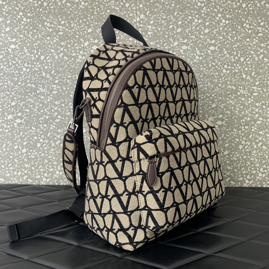 Valentino Garavani La Troisieme Toile lconographe Bakcpack-30*42*33CM