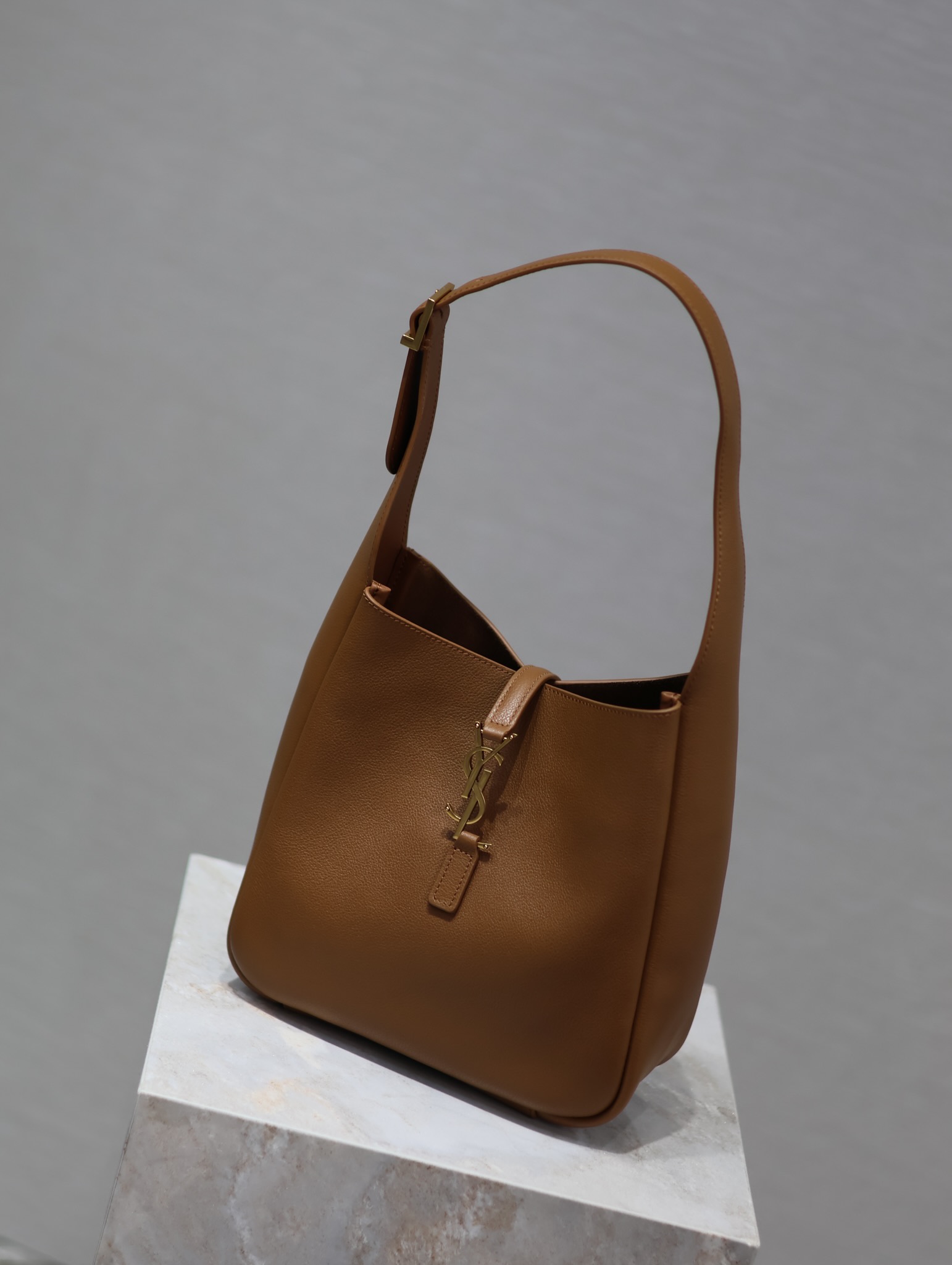 YSL Le5A7 Vintage Bag-23×22×8.5CM