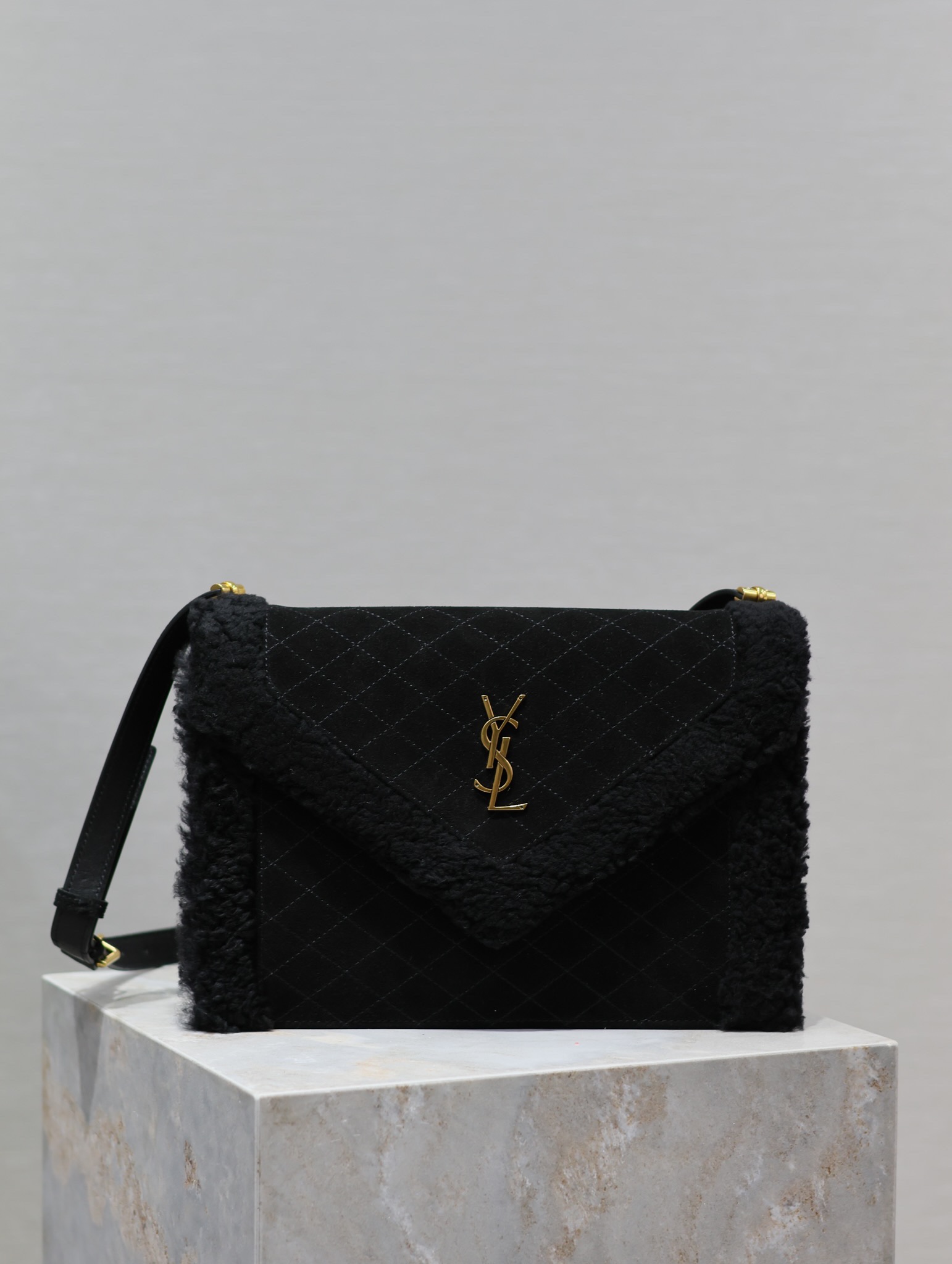 YSL Quilted Grain Envelope Bag-26×18×5CM