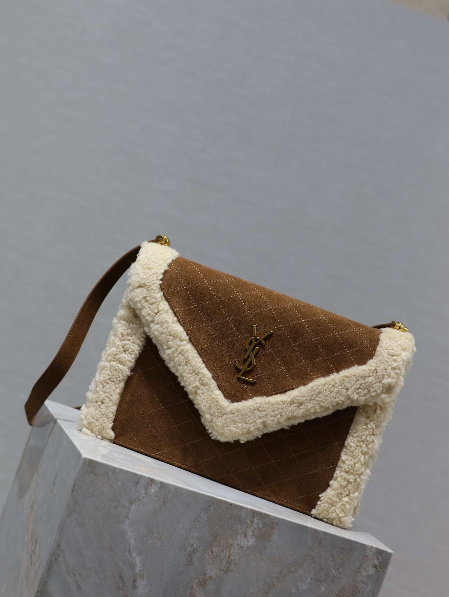 YSL Quilted Grain Envelope Bag-26×18×5CM