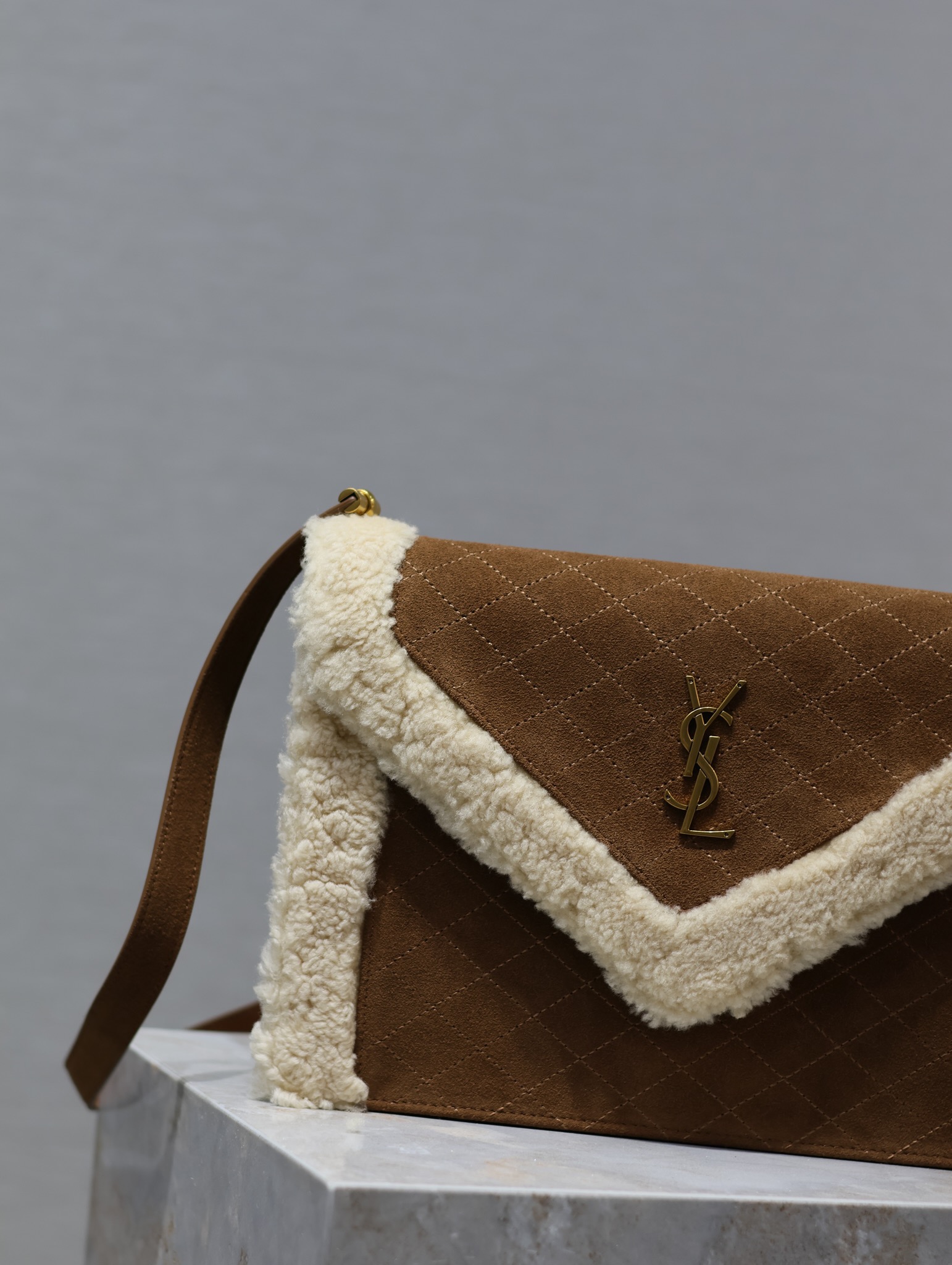 YSL Quilted Grain Envelope Bag-26×18×5CM