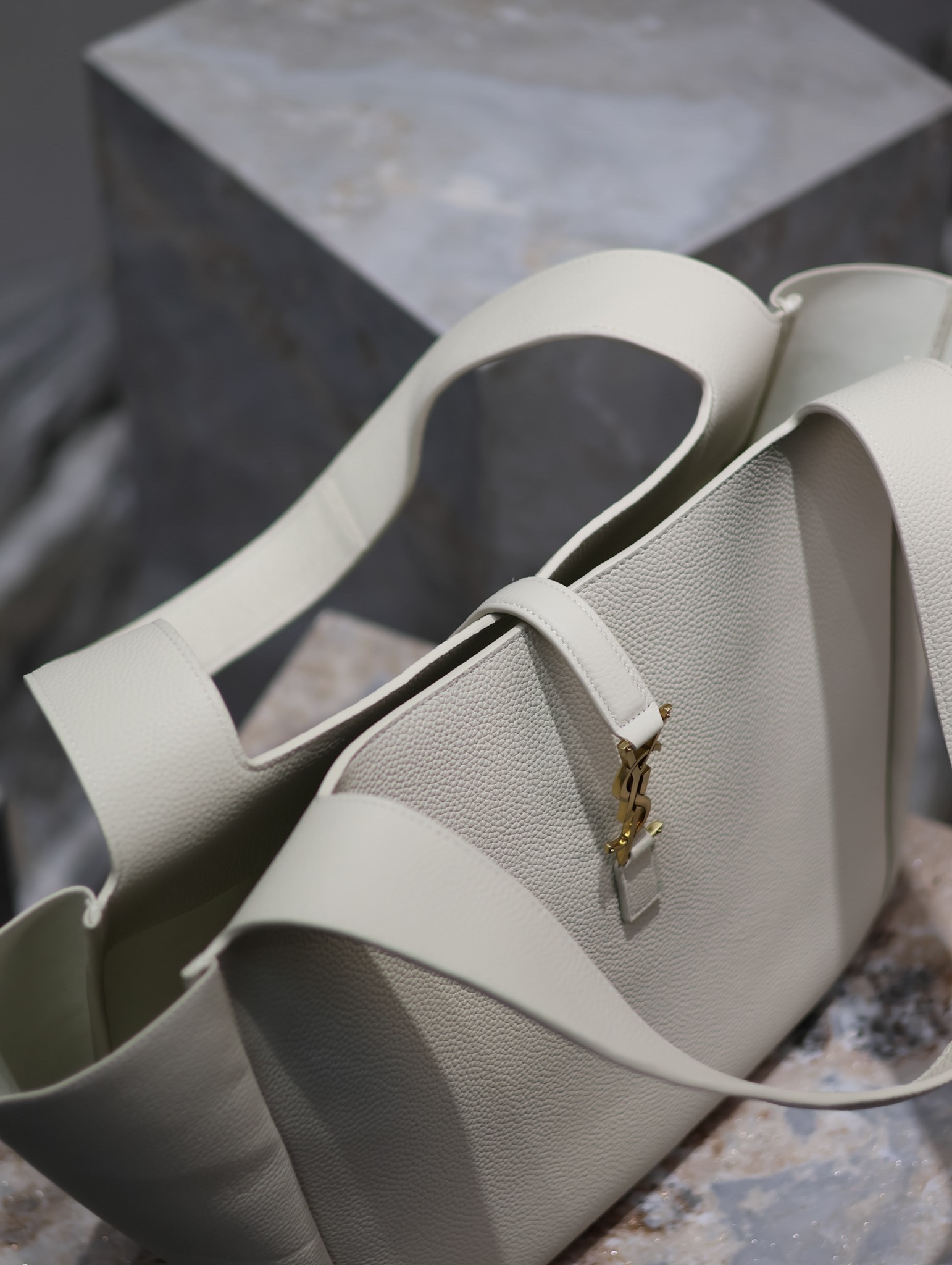 YSL Bea Hobo Bag-50×28×18CM