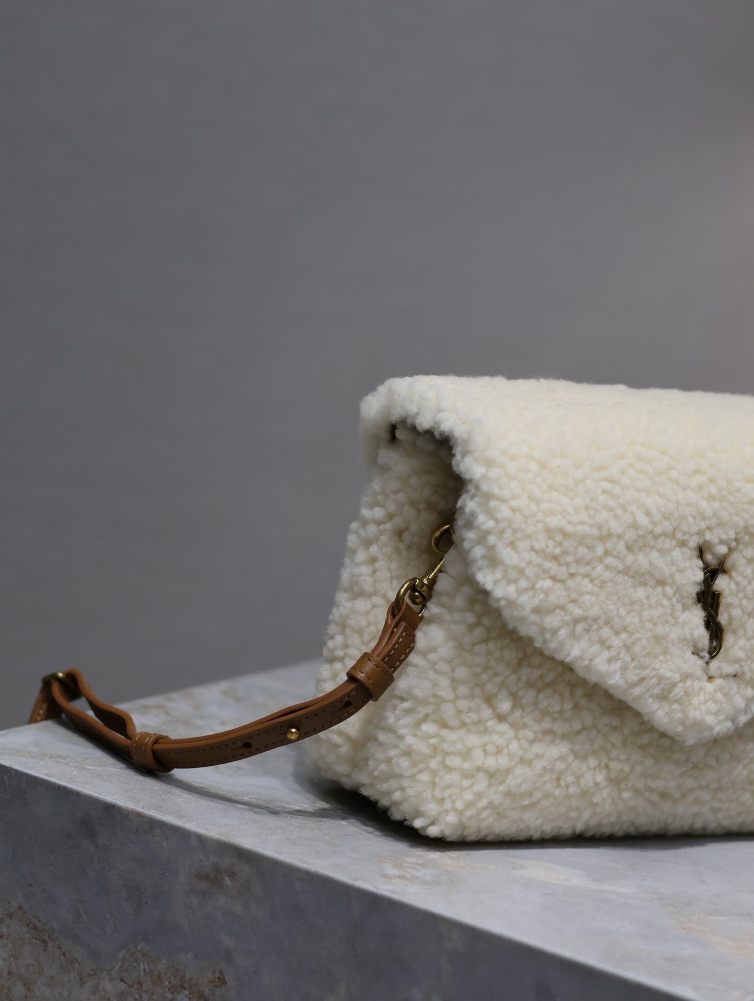 YSL LouLou Bag-20*14*7CM