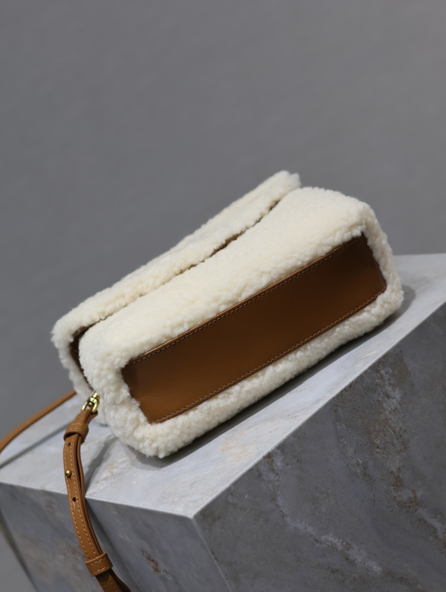 YSL LouLou Bag-20*14*7CM