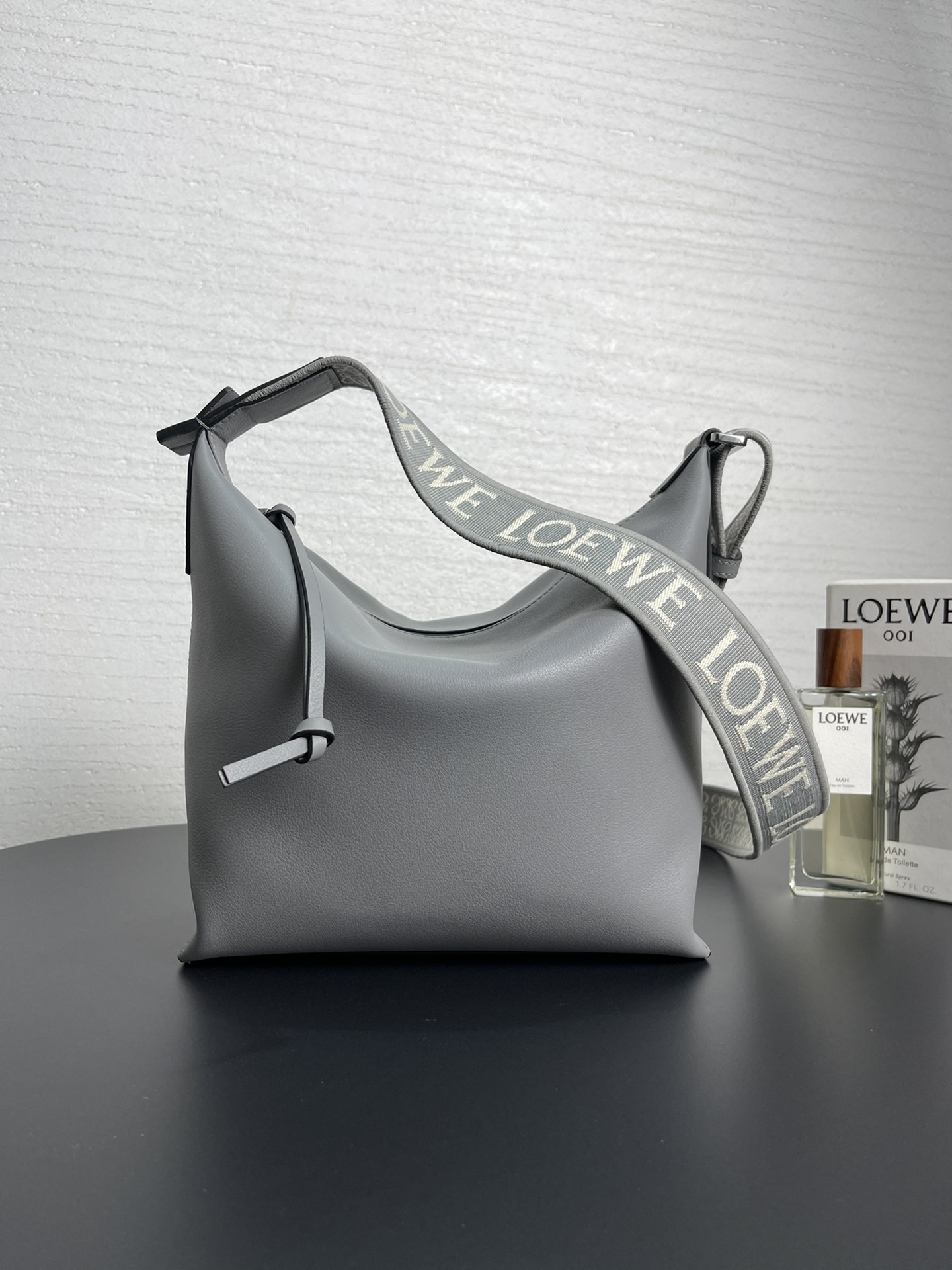 Loewe Cubi Bag-29.5*22*10.5CM