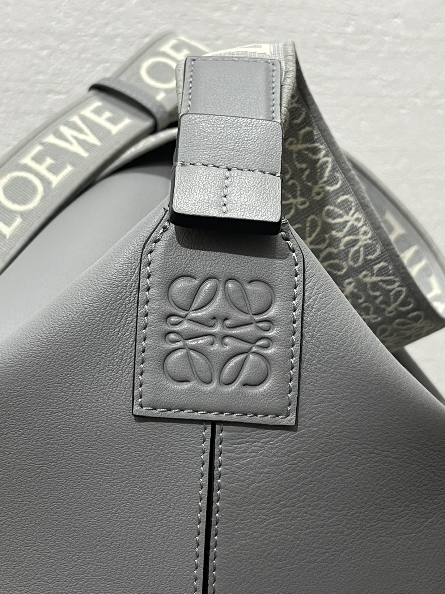 Loewe Cubi Bag-43*29*13.5CM