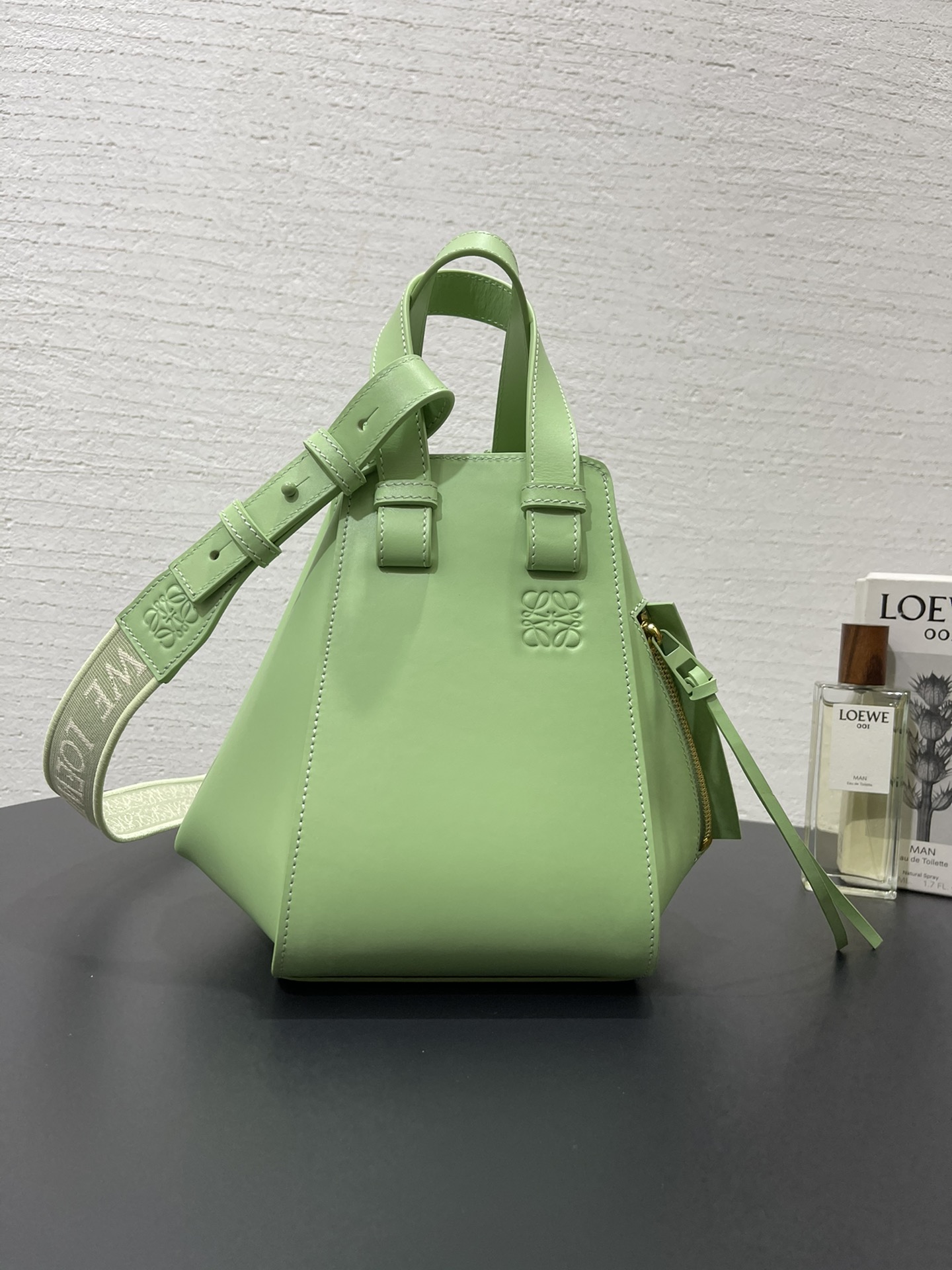 Loewe Hammock Bag-20.8*19.5*14.5CM