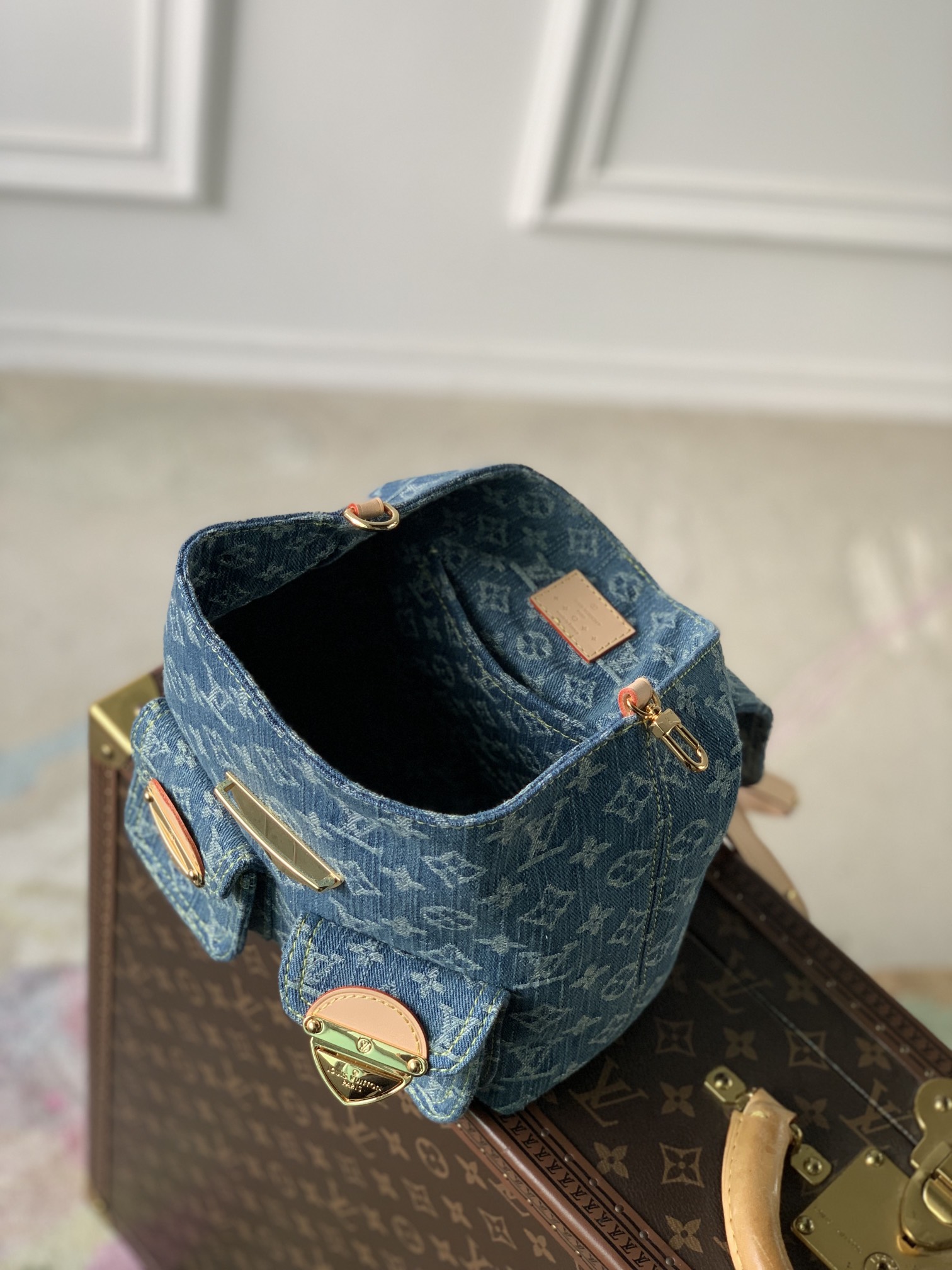 l**is V*t*n venice backpack m46836-24x26x7cm