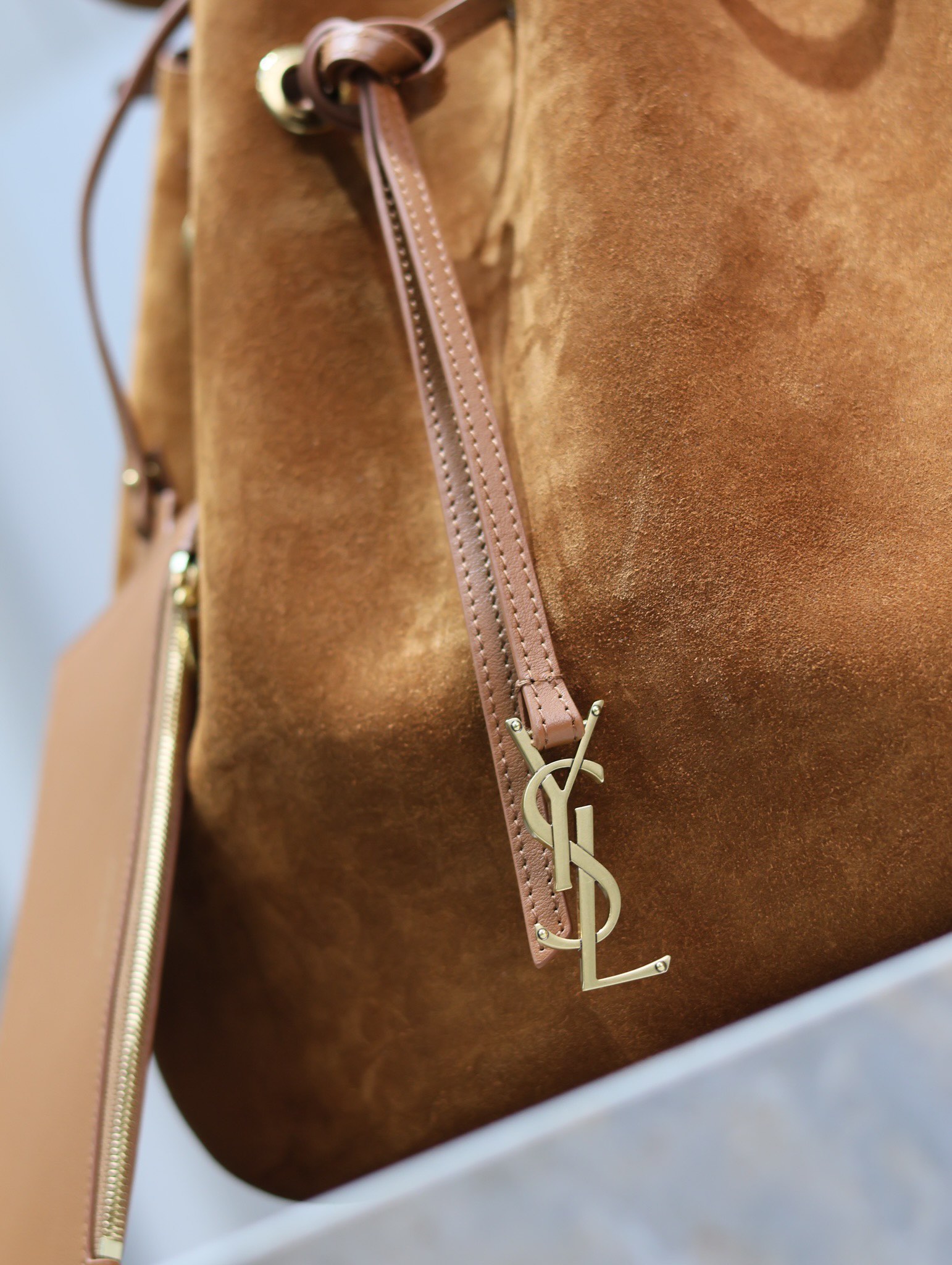 YSL Flat Hobo Bag-44×33×2.5CM