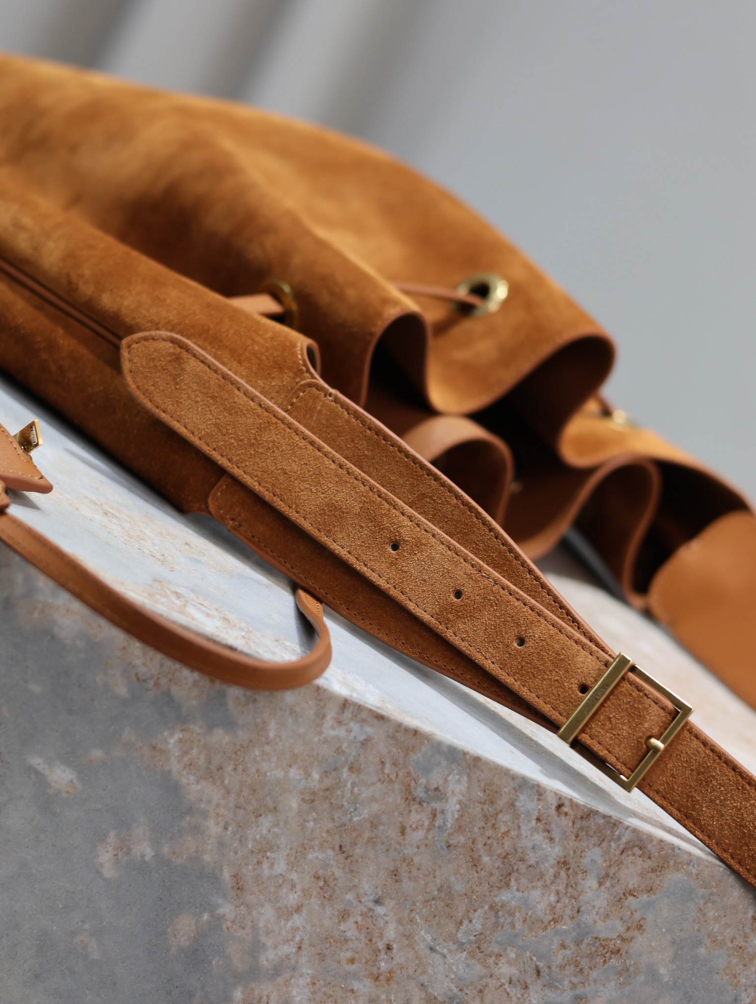 YSL Flat Hobo Bag-44×33×2.5CM