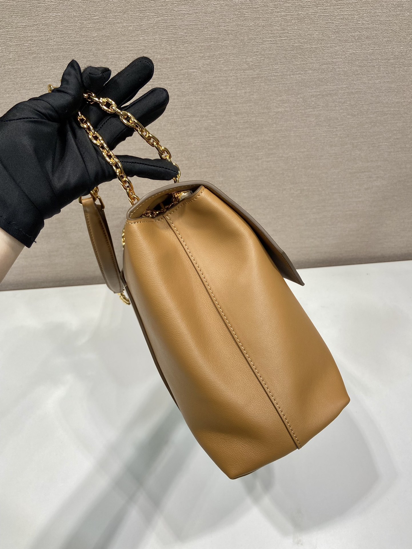 Pra*a1bd068 flap bag-38*23*12cm