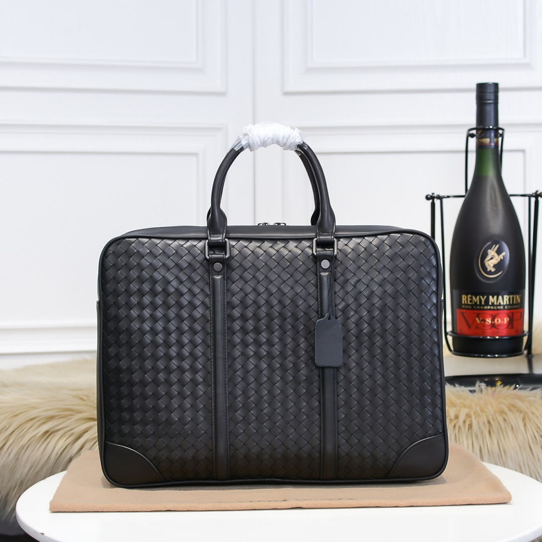 Bo*te*ga ve*ne*ta bag-39*29*7cm