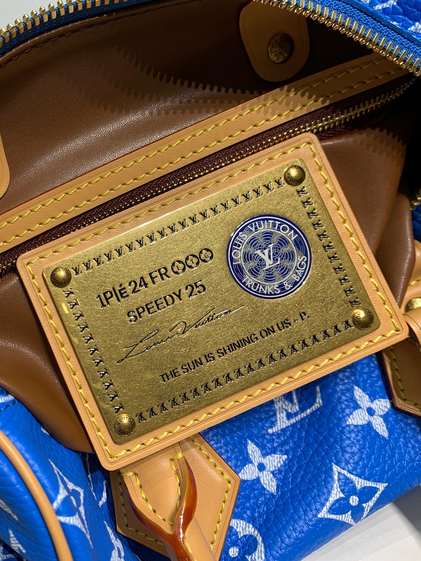 l**is V*t*n speedy bandoulière 25-25x 19 x 15cm