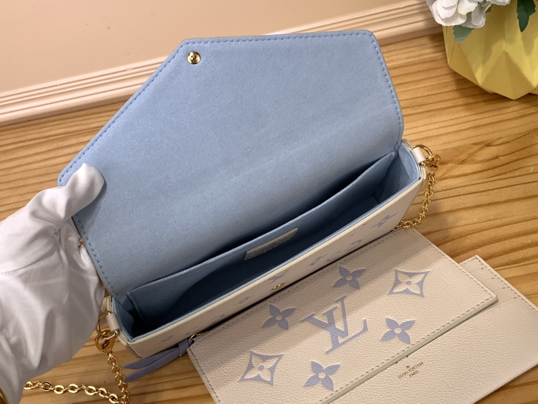 l**is V*t*n pochette félicie wallet -21*12*3cm