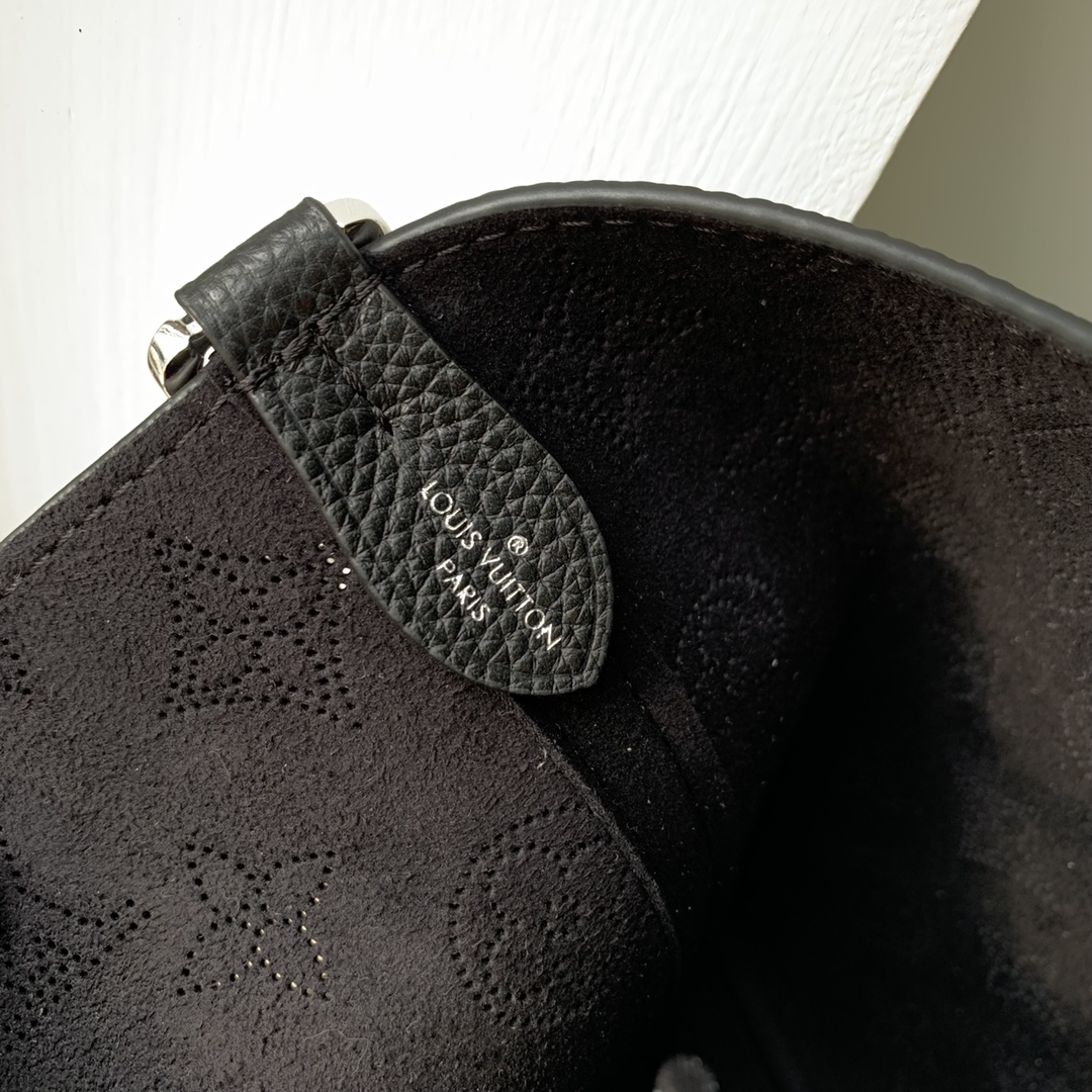 l**is V*t*n blossom handbags-30*27.5*16cm