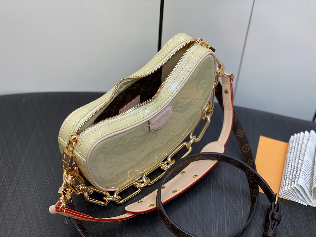 l**is V*t*n croissant m24021-21 x 13 x 7cm