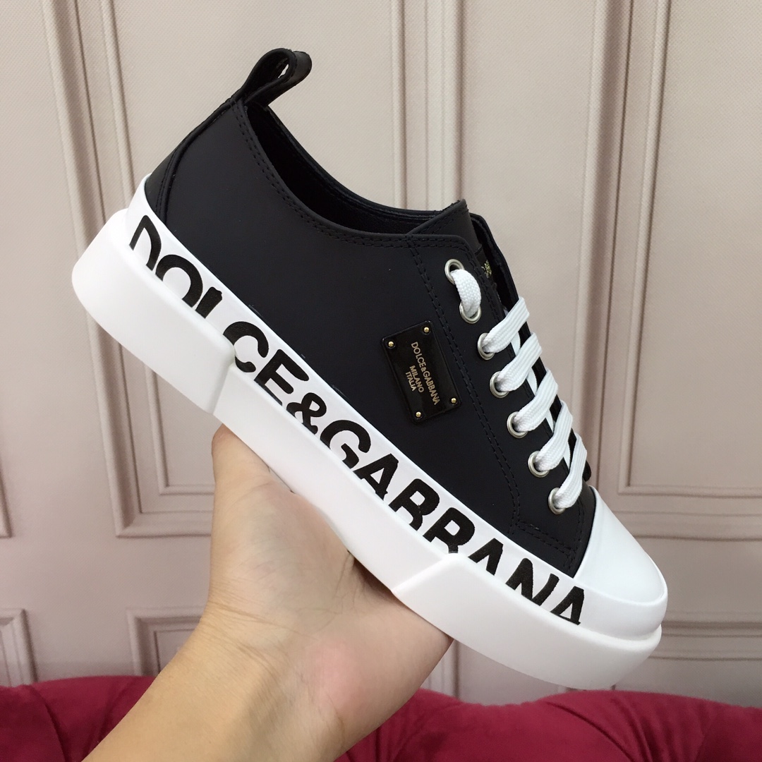 DOLCE & GABBANA Sneakers