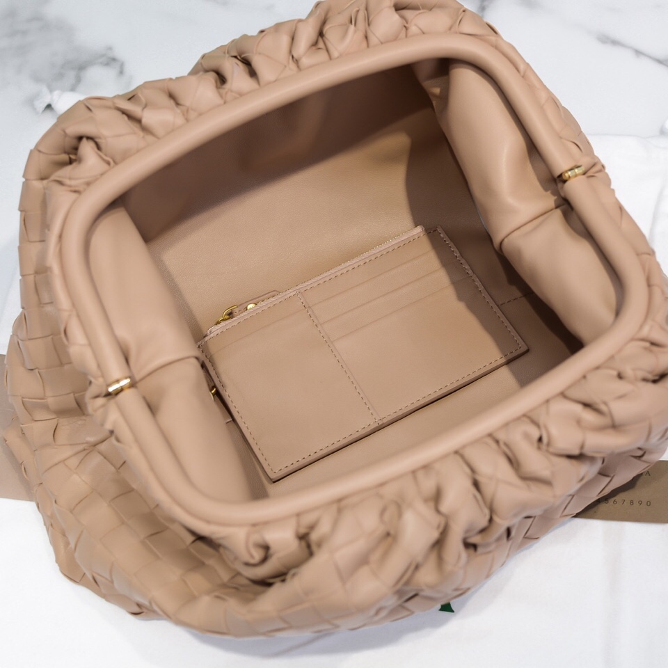 Bo*te*ga ve*ne*ta the pouch bag-38*20*9cm