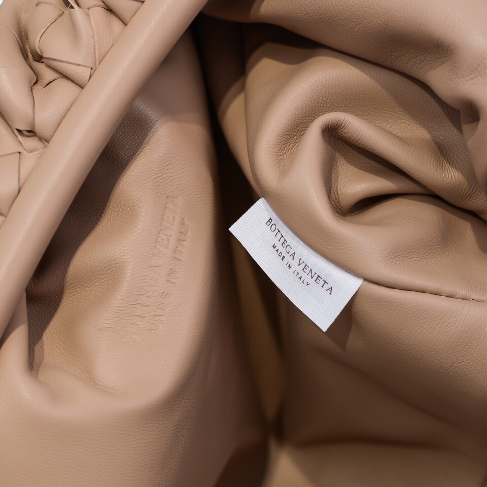 Bo*te*ga ve*ne*ta the pouch bag-38*20*9cm