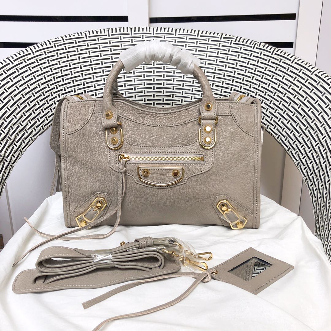 Ba*len*cia*ga graffiti classic city