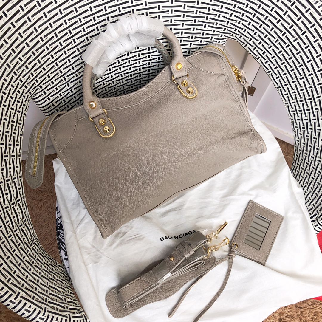 Ba*len*cia*ga graffiti classic city