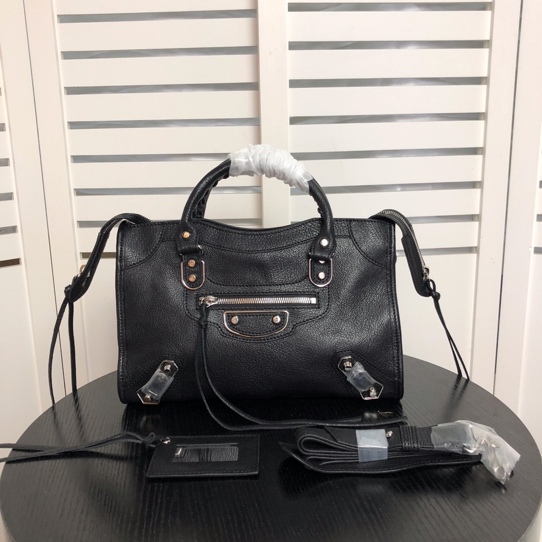 Ba*len*cia*ga graffiti classic city